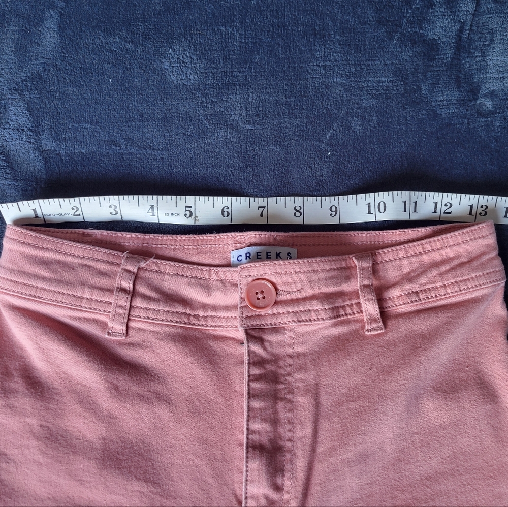 Pink Cropped Pants - Picture 4 of 7